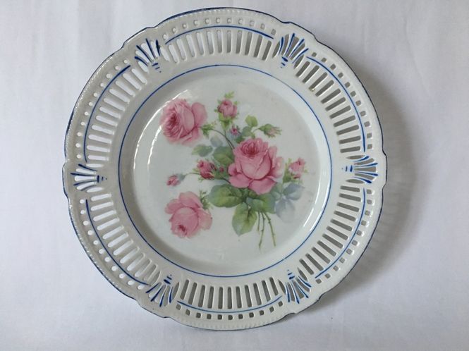 Hovedbilde Fat med rosedekor