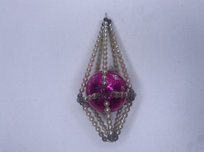 Hovedbilde Juletrepynt med rosa glasskule